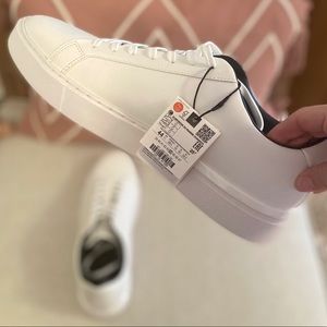 Men’s Zara NWT White sneaker size:11